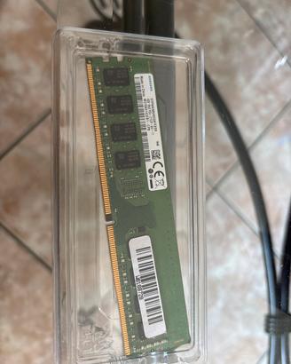 RAM 4 GB- DDR4
