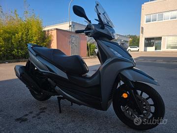 Kymco Agility 300