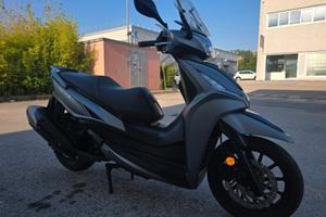 Kymco Agility 300