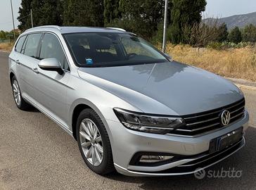 Volkswagen Passat Variant 1.6 TDI SCR DSG Business