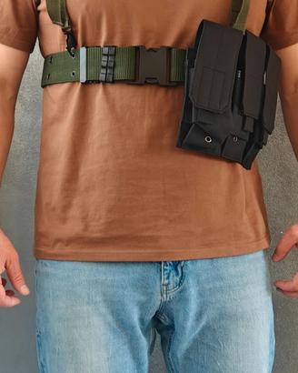 Imbragatura tattica con borsa caricatori NUOVA