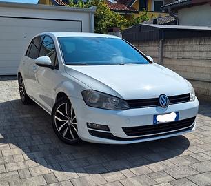 Volkswagen Golf VII 2013  5P.  1.6 TDI Comfortline