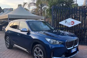 Bmw X1 sDrive 18d xLine essence 2023
