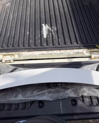 Alettone posteriore originale Audi TT 8J