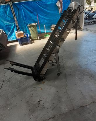 carrelli saliscale