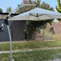 Ombrellone a braccio