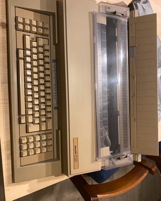 Macchina fa scrivere Olivetti