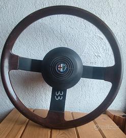 Volante Alfa Romeo 33 Quadrifoglio Oro Gallino Sud