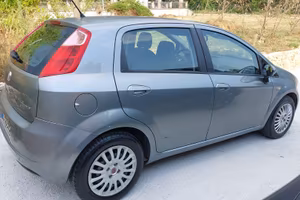FIAT GRANDE PUNTO FULL OPTIONALS 90 CV 1300 MJET