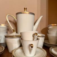 Antico servizio da tè e caffe