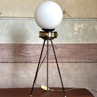 Lampada da tavolo Mid Century tripode anni '50