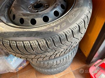 Gomme invernali con cerchi