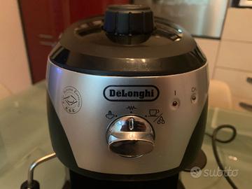 De'Longhi EC221.B macchina per caffè