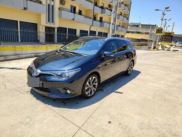 Toyota Auris Touring Sport SW 1.8 hybrid