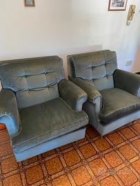 Divano a letto e poltrone