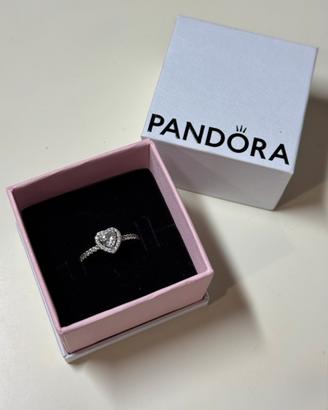 Anello Pandora originale Cuore in Rilievo, argento