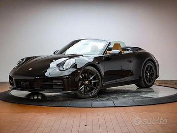 Porsche 911 Carrera Cabriolet NOLEGGIO LUNGO TERMI