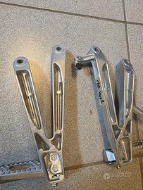 pedane posteriori  Honda  cbr100rr 2004-05-06