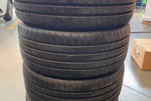 Gomme usate 225/45r18 Estive Goodyear RFT ottime c