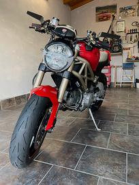 Ducati Monster 1100 evo 20 anniversario