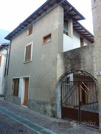Immobile in asta di 185 m² con 4 locali a Ranzanic