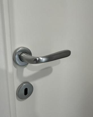 Maniglia porta interna rotonda