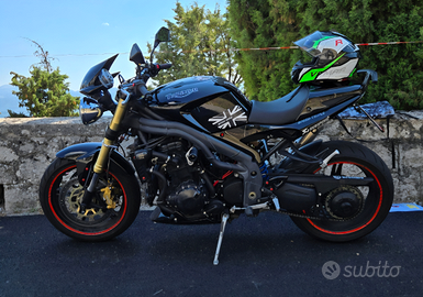 Triumph speed triple 1050