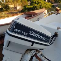 Barca a motore in zona Gallipoli