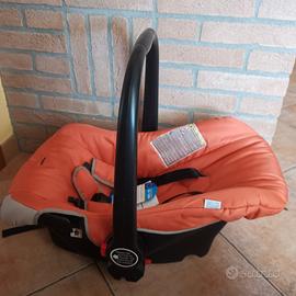 Seggiolino auto/ovetto 0-13/15 mesi, come nuovo 