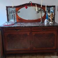 Credenza antica 