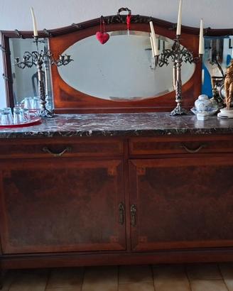 Credenza antica 