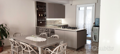 Ristrutturato in centro Aci Castello