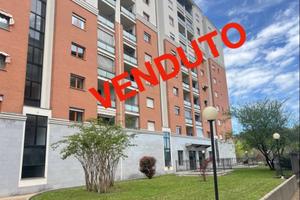 Appartamento di 95 m² con box auto a Torino