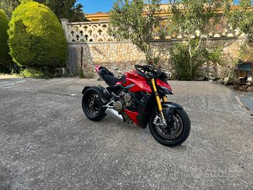 Ducati streetfighter V4s 2020