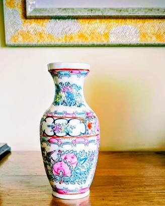 Vaso cinese porcellana bianca con decori