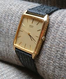 Orologio al quarzo placcato oro Seiko Chariot
