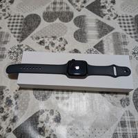 apple watch SE 44 (2025) M/L
