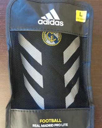 Parastinchi Adidas Real Madrid Pro Lite