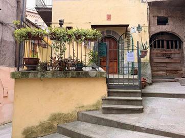 MONOLOCALE A SORIANO NEL CIMINO