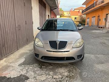 Lancia Ypsilon 1.3 mjt 16v Platino 90cv