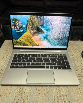 HP ProBook 445 G8 14” Silver - AMD Ryzen 16/256GB
