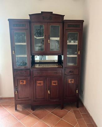 Vetrina in legno