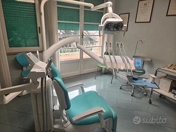 Riunito odontoiatrico Stern Weber+ accessori