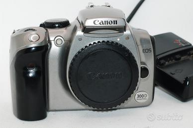 macchina fotografica reflex Canon EOS 300 D CCD