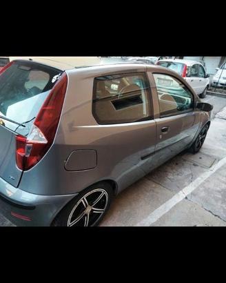 FIAT PUNTO 1.2 16v GPL leggi descrizione