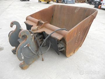 BENNA PULIZIA FOSSI ORIENTABILE PER CAT. 324D