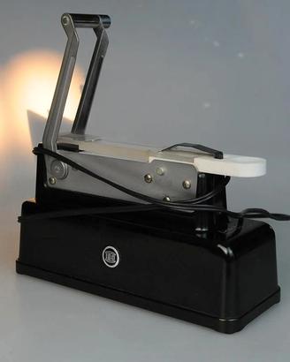 taglierina elettrica per macchina fotografica 