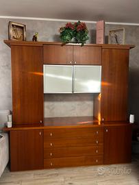 Mobili salone , tavolo e sedie