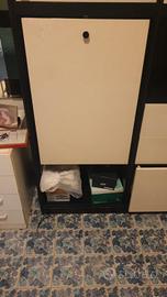 scrivania a scomparsa e comodino Molteni