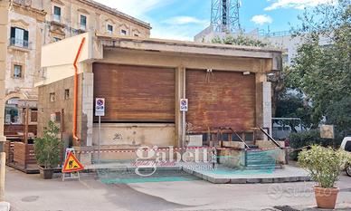 Ampio ufficio in zona centralissima LC/6